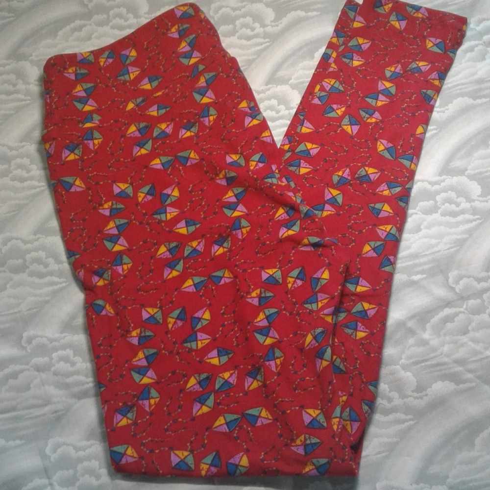 NWOT LuLaRoe Leggings